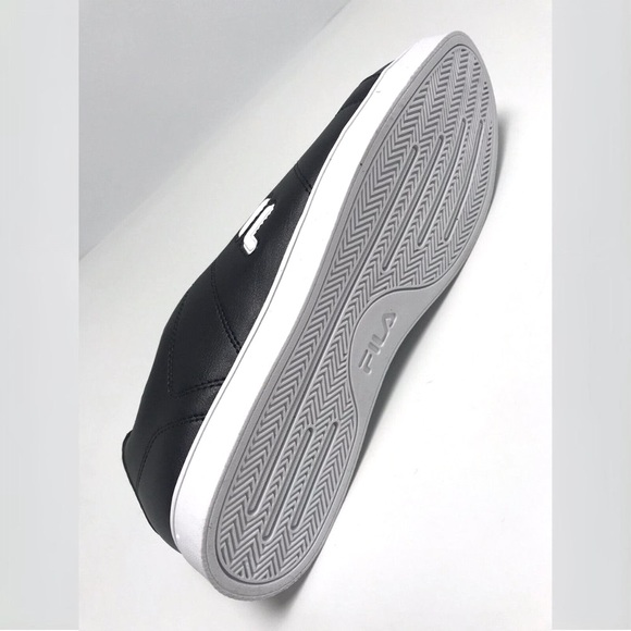 Men's Fila Charleston Black | White Low Top Sneakers NWT - Picture 5 of 5